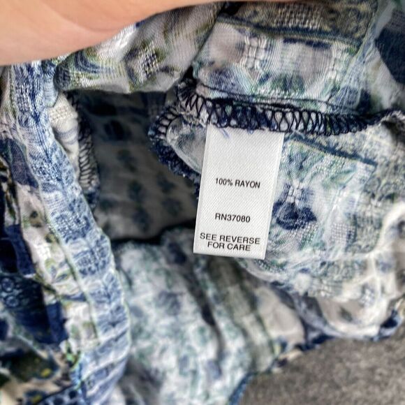Cato Shirt Women L Large Blue Floral Button Up Collared 3/4 Sleeve Rayon Casual - Picture 6 of 9